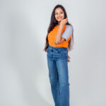 Croptop worn by model in soft cotton fabric with casual fit