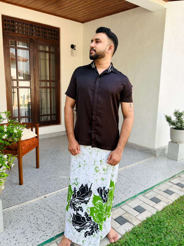 Aurudu Green Bloom Gents Sarong with Pocket